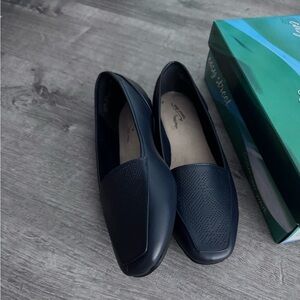 easy street Navy Perforated Slip-On Loafers 10W